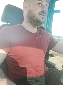 Snapshot of adisiadi chatting on March 21, 5:43 am adisiadi online show from March 21, 5:43 am