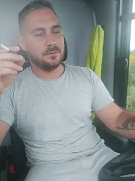 Snapshot of adisiadi chatting on September 11, 5:07 am adisiadi online show from September 11, 5:07 am