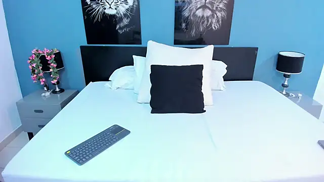 SophiaQueens online show from January 13, 8:14 pm