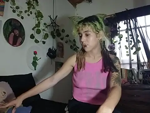 420mussa online show from June 17, 7:04 pm
