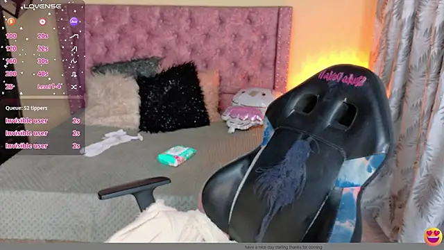 sweet  thang online show from March 6, 4:09 am