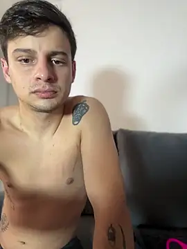 Snapshot of CarinaRose chatting on February 3, 8:03 pm CarinaRose online show from February 3, 8:03 pm