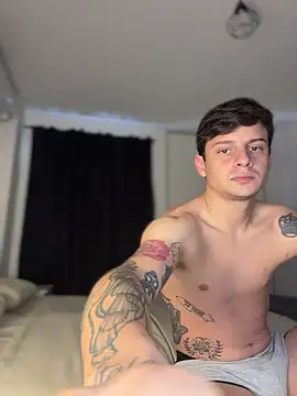 Snapshot of CarinaRose chatting on February 22, 9:02 pm CarinaRose online show from February 22, 9:02 pm