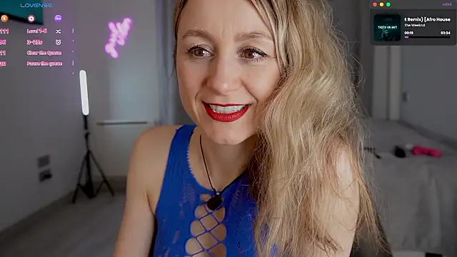 Snapshot of __Milana____ chatting on February 7, 11:19 pm Milana online show from February 7, 11:19 pm