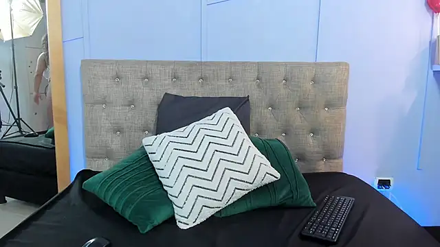 abby jener online show from March 18, 8:26 pm