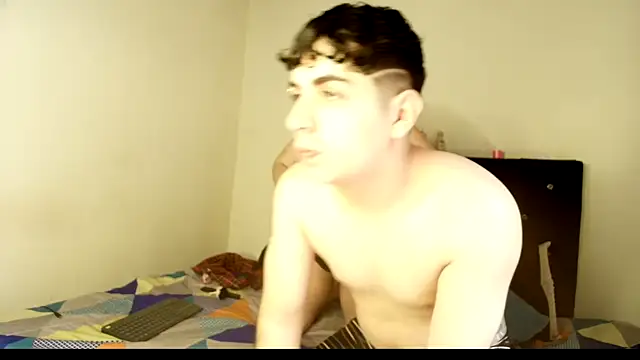 Snapshot of Kymberlyandlucas2 chatting on October 2, 3:30 pm Kymberlyandlucas2 online show from October 2, 3:30 pm