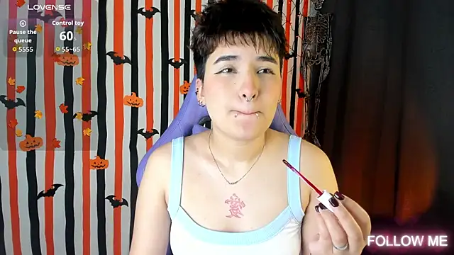 emma cute7 online show from October 24, 5:15 am