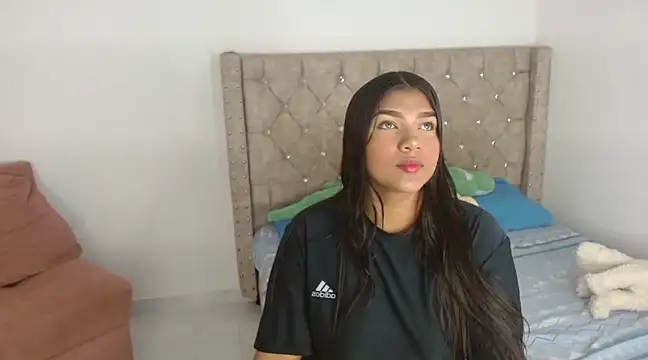 zoe cute04 online show from March 22, 4:14 am