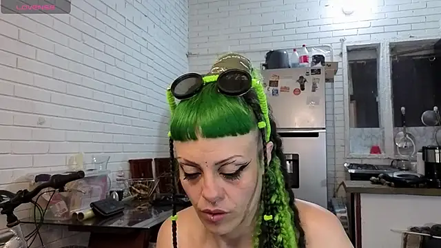 freyaa sorcerees online show from October 10, 6:34 am