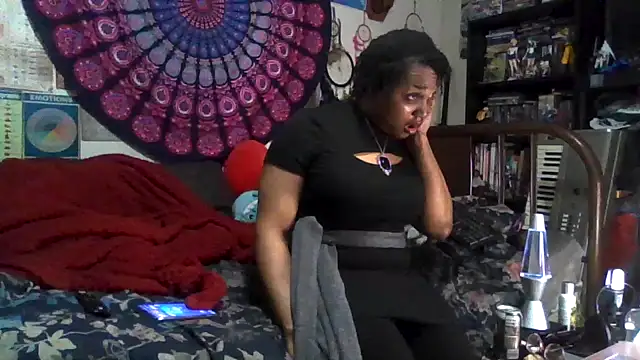 Snapshot of GardeniaFields chatting on December 14, 11:42 pm GardeniaFields online show from December 14, 11:42 pm