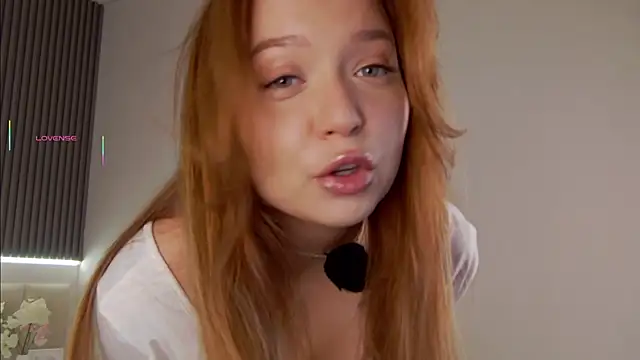 NikaDines online show from November 27, 4:03 am