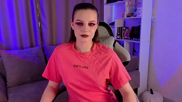 monicaerotic online show from December 5, 5:05 am