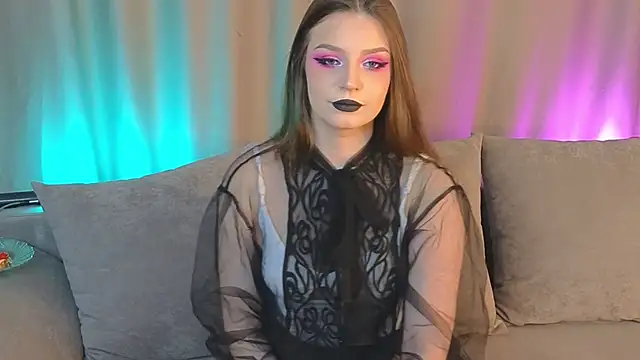 Snapshot of monicaerotic chatting on February 2, 2:32 am monicaerotic online show from February 2, 2:32 am