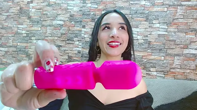 violettsuncs online show from March 15, 3:51 am