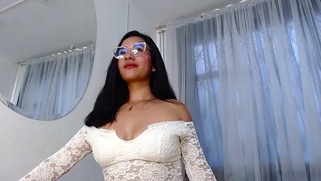 violettsuncs online show from September 11, 9:48 pm