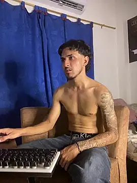 Snapshot of Zayn_kane chatting on March 1, 1:18 am Zayn kane online show from March 1, 1:18 am