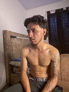 Snapshot of Zayn_kane chatting on March 2, 8:48 pm Zayn kane online show from March 2, 8:48 pm