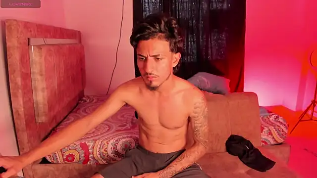 Snapshot of Zayn_kane chatting on March 8, 3:49 pm Zayn kane online show from March 8, 3:49 pm