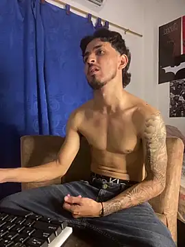 Snapshot of Zayn_kane chatting on March 17, 12:59 am Zayn kane online show from March 17, 12:59 am