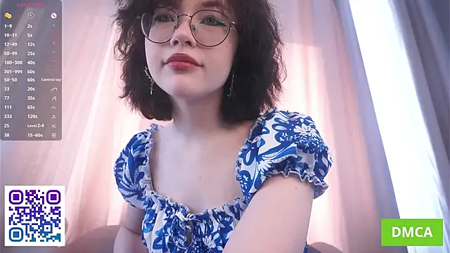Snapshot of JodyHeap chatting on June 12, 5:06 am JodyHeap online show from June 12, 5:06 am