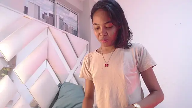 willow smitt online show from March 26, 2:44 pm