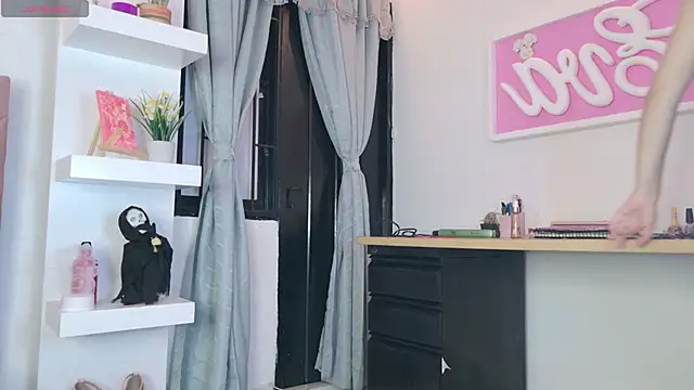 eva sin18 online show from November 20, 11:15 pm