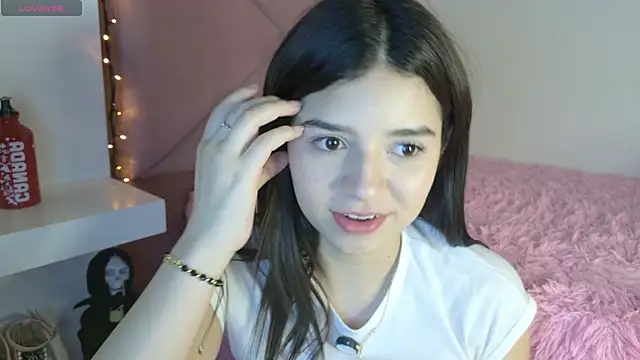 Snapshot of eva_sin18 chatting on February 26, 11:26 pm eva sin18 online show from February 26, 11:26 pm