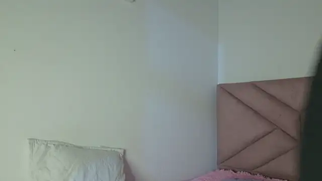 Snapshot of eva_sin18 chatting on May 8, 11:54 pm eva sin18 online show from May 8, 11:54 pm