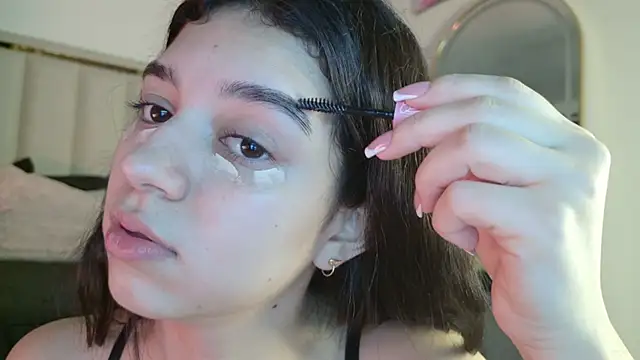 Snapshot of eva_sin18 chatting on June 6, 11:31 pm eva sin18 online show from June 6, 11:31 pm