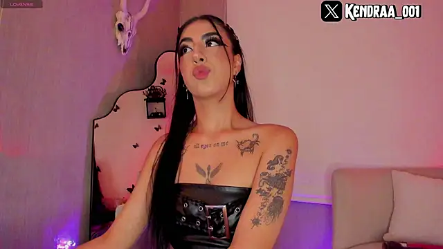 Kendramillerr 1 online show from October 3, 1:02 am