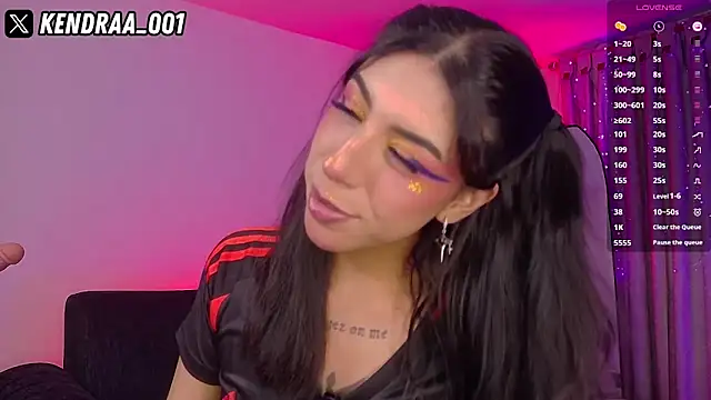 Kendramillerr 1 online show from June 28, 1:33 am