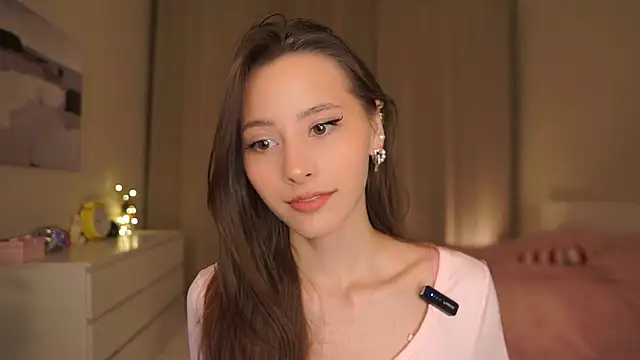 EditaBails online show from January 15, 7:17 pm