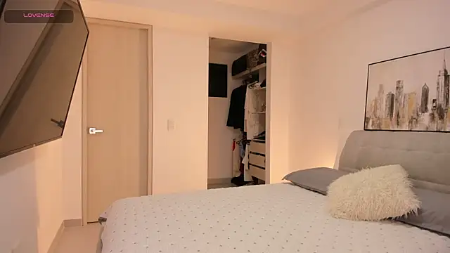 Snapshot of Danyblonde_ chatting on March 8, 4:34 am Danyblonde online show from March 8, 4:34 am