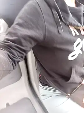 Snapshot of Nathaly_12 chatting on March 18, 2:48 pm Nathaly 12 online show from March 18, 2:48 pm