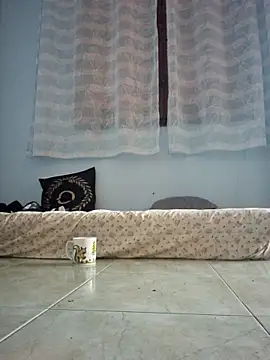 alexandraa12 online show from September 15, 5:40 am