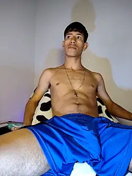 dareck 18 online show from March 23, 11:09 pm