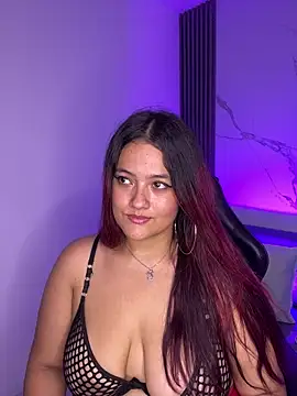 VanessaScott  online show from October 3, 6:54 am