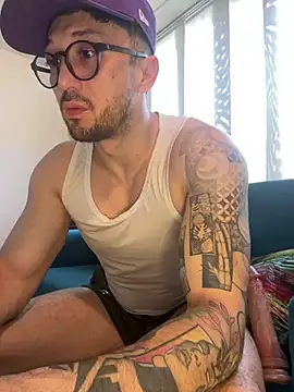 Snapshot of jotallanes chatting on March 12, 3:29 pm jotallanes online show from March 12, 3:29 pm