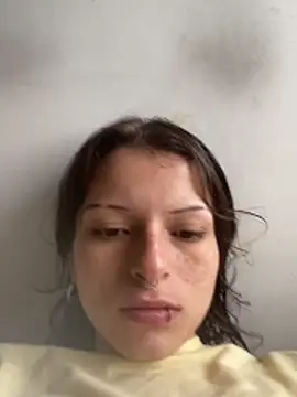 Snapshot of val_zx chatting on April 15, 2:46 pm val zx online show from April 15, 2:46 pm