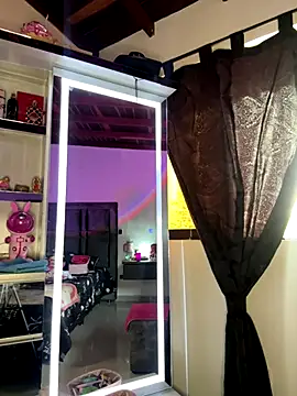 Snapshot of Paulet_Johnson chatting on November 23, 8:52 pm Paulet Johnson online show from November 23, 8:52 pm