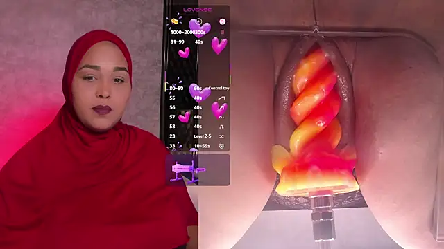 Snapshot of BBWHijab chatting on March 28, 11:15 pm BBWHijab online show from March 28, 11:15 pm