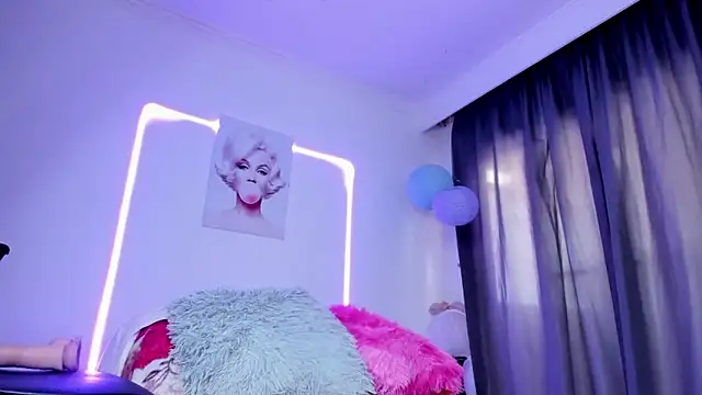 sweet cinamon online show from February 14, 2:14 pm