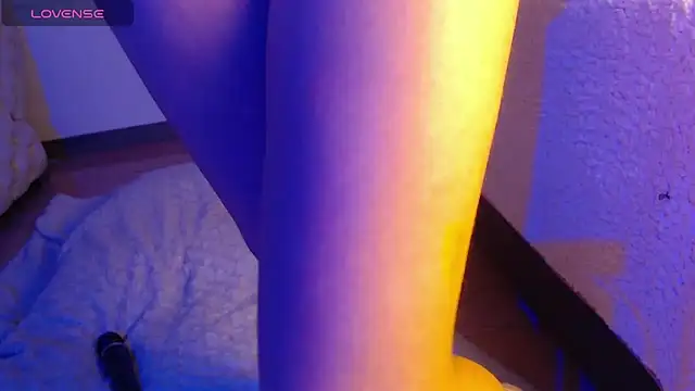Snapshot of wet_valery chatting on October 19, 7:36 pm wet valery online show from October 19, 7:36 pm