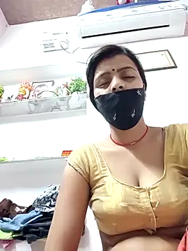 Snapshot of Daya_Chheda chatting on March 10, 11:43 pm Daya Chheda online show from March 10, 11:43 pm