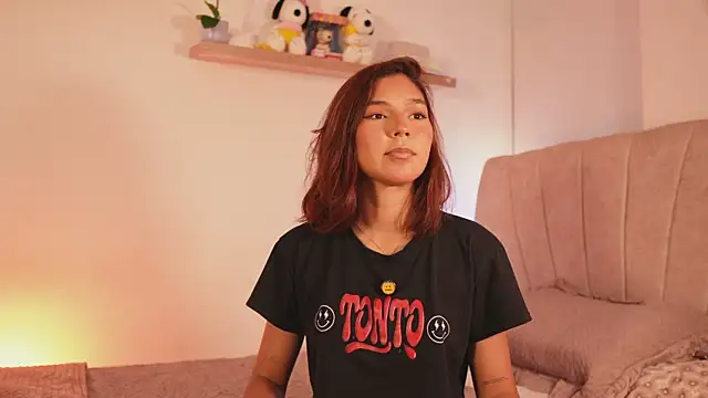 sweetlittlevenus online show from June 12, 10:08 pm