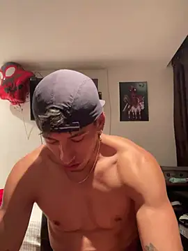 Thiago Happy online show from March 10, 4:28 am