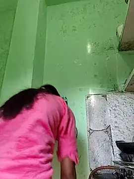 Hotty-Nidhi online show from December 17, 5:13 am