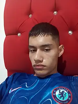 Snapshot of Zeusomauricio chatting on October 5, 4:33 am Zeusomauricio online show from October 5, 4:33 am
