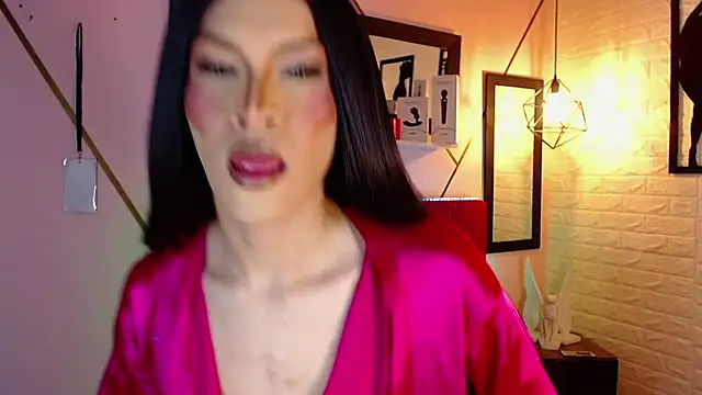 agatha rodriguez online show from March 13, 7:20 pm