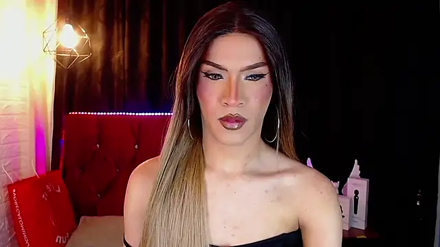 Snapshot of agatha_rodriguez chatting on April 15, 2:24 pm agatha rodriguez online show from April 15, 2:24 pm